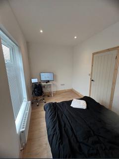1 bedroom in a house share to rent, Maudsley Street, Accrington BB5