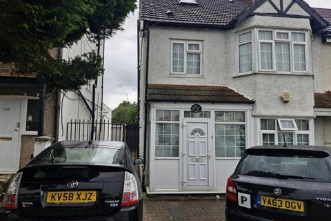 4 bedroom end of terrace house for sale, London NW2