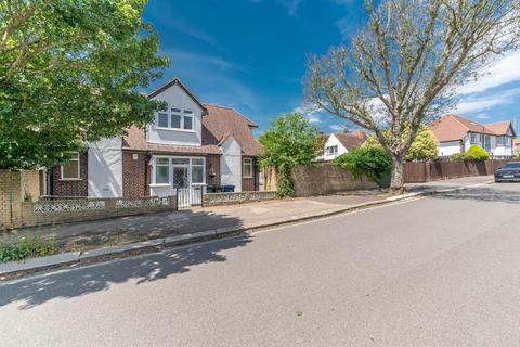 4 bedroom detached house for sale, Hale Drive,, Mill Hill, London, NW7