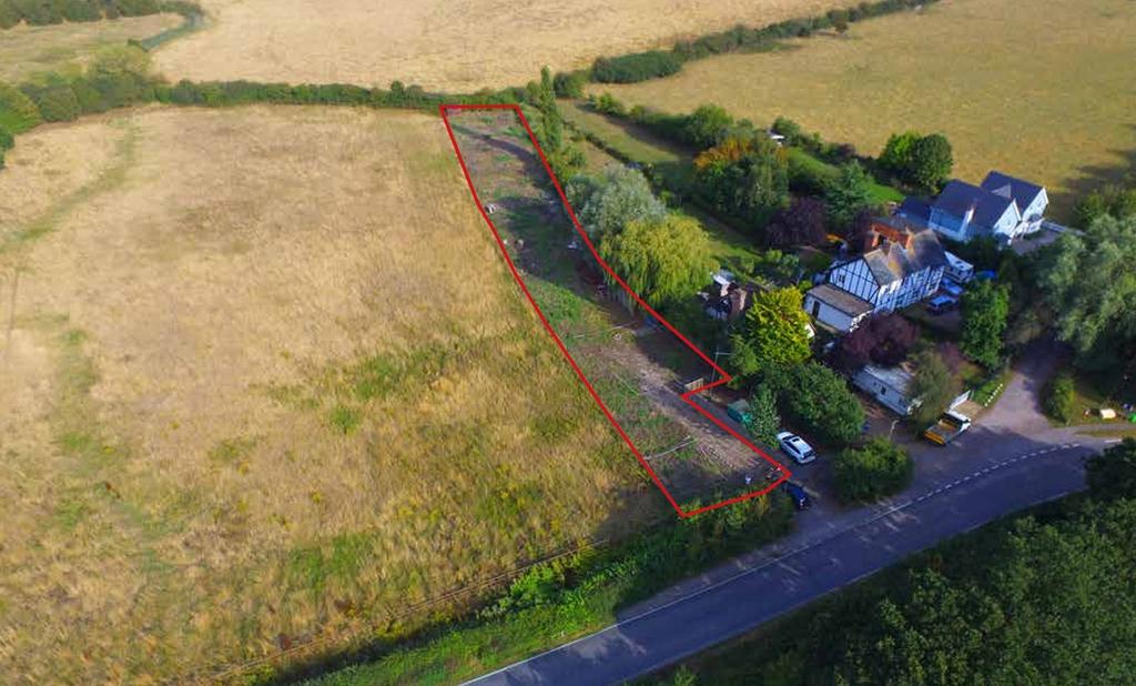 north side of Innisfree, North Fambridge, CM3