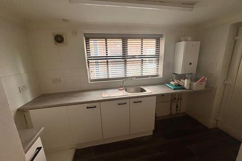 2 bedroom apartment to rent, Flatgate, Howden, GOOLE