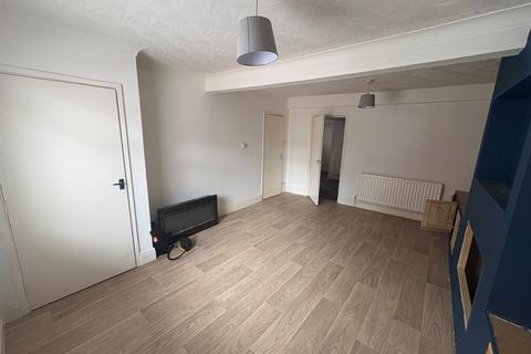 2 bedroom apartment to rent, Flatgate, Howden, GOOLE
