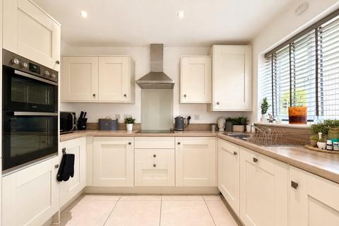3 bedroom semi-detached house for sale, Sycamore Grove, Birmingham, West Midlands, B38