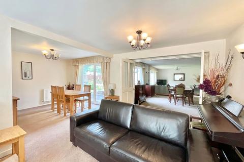 4 bedroom detached house for sale, Castle Way, Stafford, ST16
