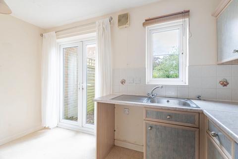 2 bedroom end of terrace house for sale, Elizabeth Close, Attleborough