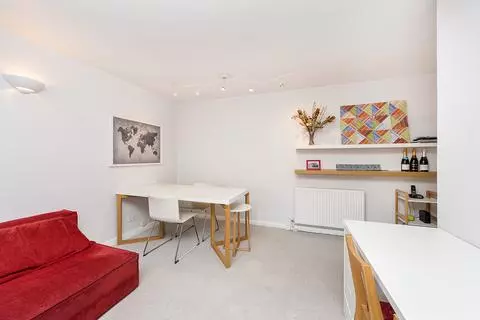1 bedroom flat for sale - View 3