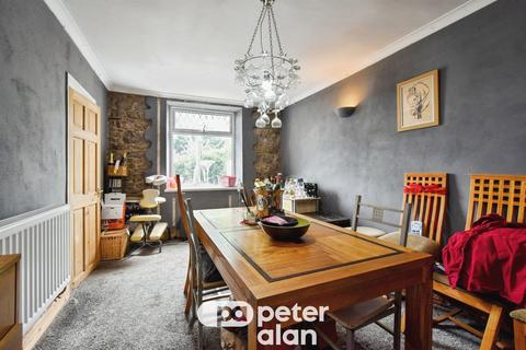 4 bedroom farm house for sale, Penyard Road, Hirwaun, Aberdare