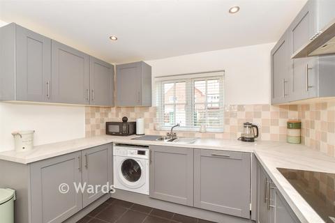undefined, Bishop Close, Ashford TN26