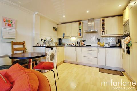2 bedroom apartment for sale, Godwin Court, Swindon SN1