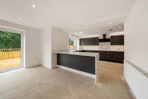 5 bedroom detached house for sale, Brook Street, Brighouse HD6
