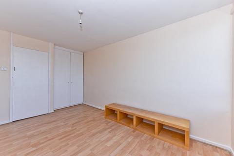 1 bedroom flat for sale, The Mall, Bromley BR1
