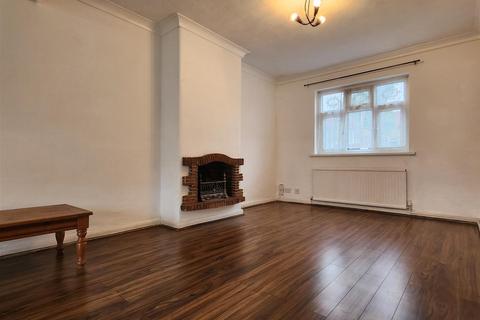 3 bedroom house to rent, Raymond Road, Ilford