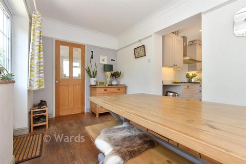 4 bedroom semi-detached house for sale, Tanners Hill Gardens, Hythe CT21