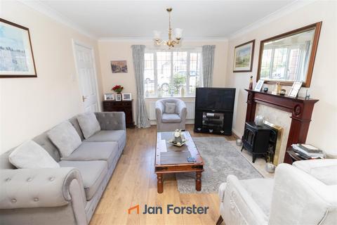 4 bedroom detached house for sale, Seaton Place, Wideopen, Newcastle Upon Tyne