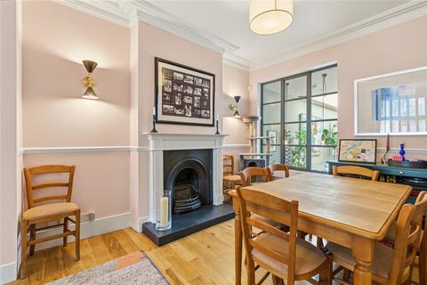 4 bedroom house for sale, Pickets Street, SW12