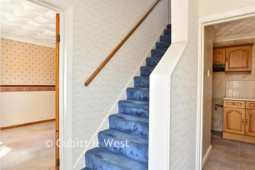 Sandhurst Avenue, Brighton BN2 - View 5
