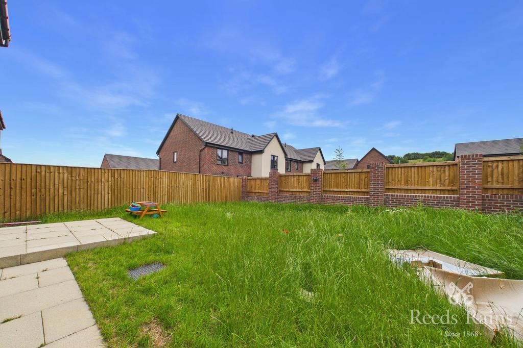 House in Rotherham, South Yorkshire - More