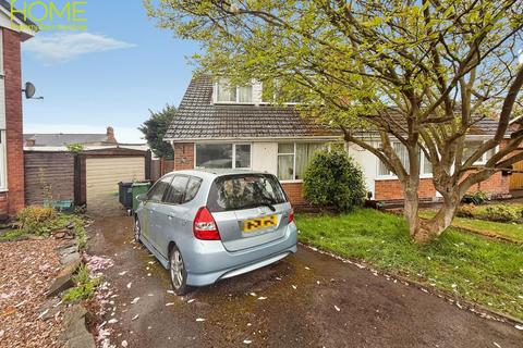 4 bedroom semi-detached house for sale, Paterson Place, Shepshed, Leicestershire
