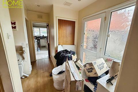 4 bedroom semi-detached house for sale, Paterson Place, Shepshed, Leicestershire