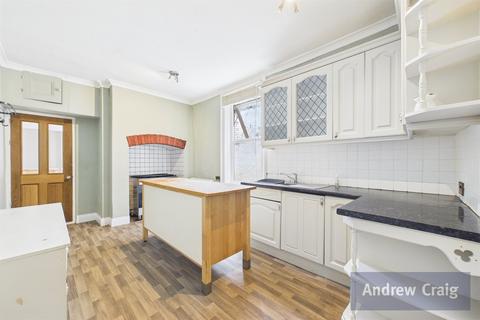 5 bedroom terraced house for sale, Mortimer Road, South Shields