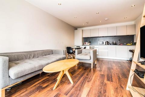 1 bedroom apartment for sale, Queens Dock Avenue, Hull