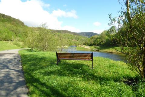 3 bedroom terraced house for sale, Oxford Street, Pontycymer, Bridgend. CF32 8DF