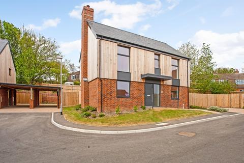 4 bedroom detached house to rent, Riverside Rise Allington SP4