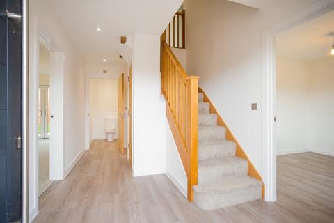 4 bedroom detached house to rent, Riverside Rise Allington SP4