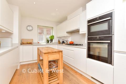 Roseacre Close, Sutton, Surrey