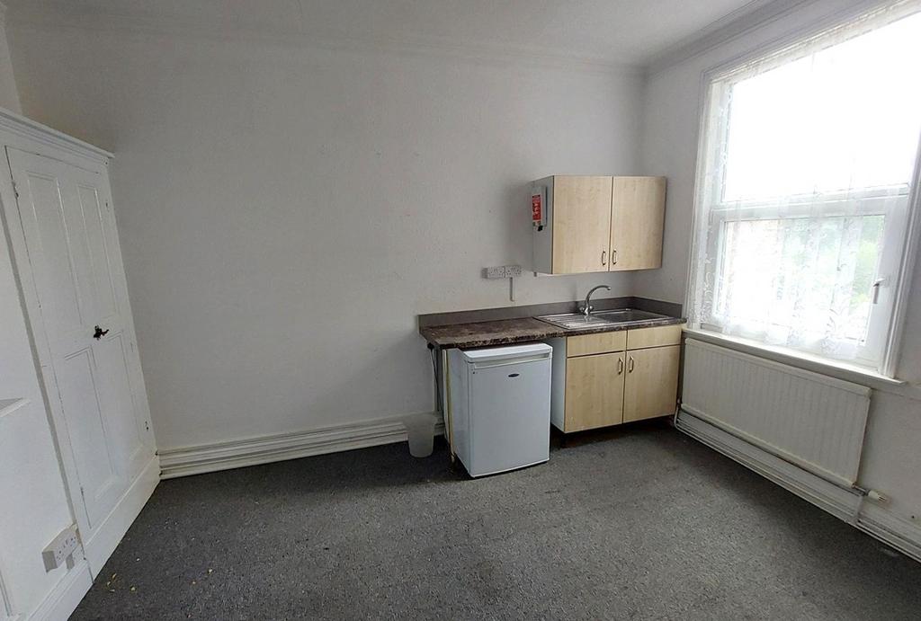 House in York, Acomb - View 2