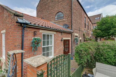 2 bedroom end of terrace house for sale, St. Bedes Place, Morpeth NE61