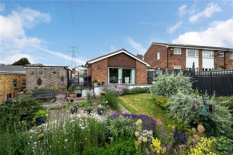 2 bedroom bungalow for sale, Geraldton Avenue, Bradford, West Yorkshire, BD2