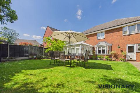 4 bedroom detached house for sale, Cheshire Close, Burntwood, WS7