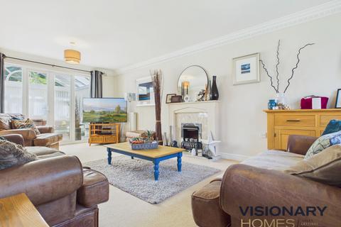 4 bedroom detached house for sale, Cheshire Close, Burntwood, WS7