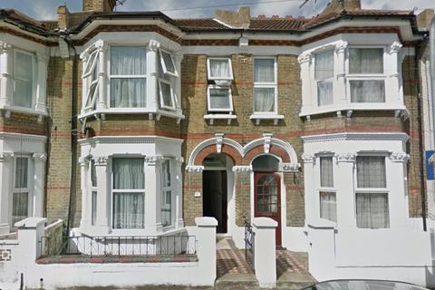 1 bed house for rent in 33 Ashburnham Road, Southend On Sea SS1