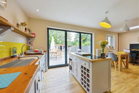 3 bedroom end of terrace house for sale, Campers Avenue, Letchworth Garden City, SG6