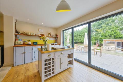 3 bedroom end of terrace house for sale, Campers Avenue, Letchworth Garden City, SG6