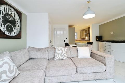 3 bedroom semi-detached house for sale, Delune Crescent, Malpas