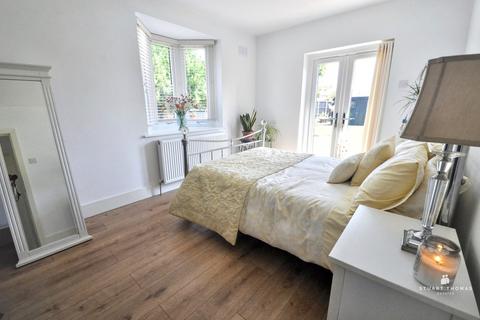 2 bedroom detached bungalow for sale, Primrose Road, Holland-on-Sea