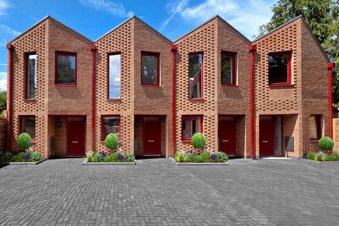 Fortis Green, London