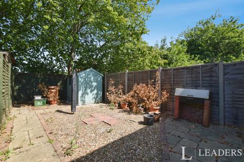 2 bedroom terraced house to rent, Wentworth Drive, Bishop's Stortford, Hertfordshire, CM23