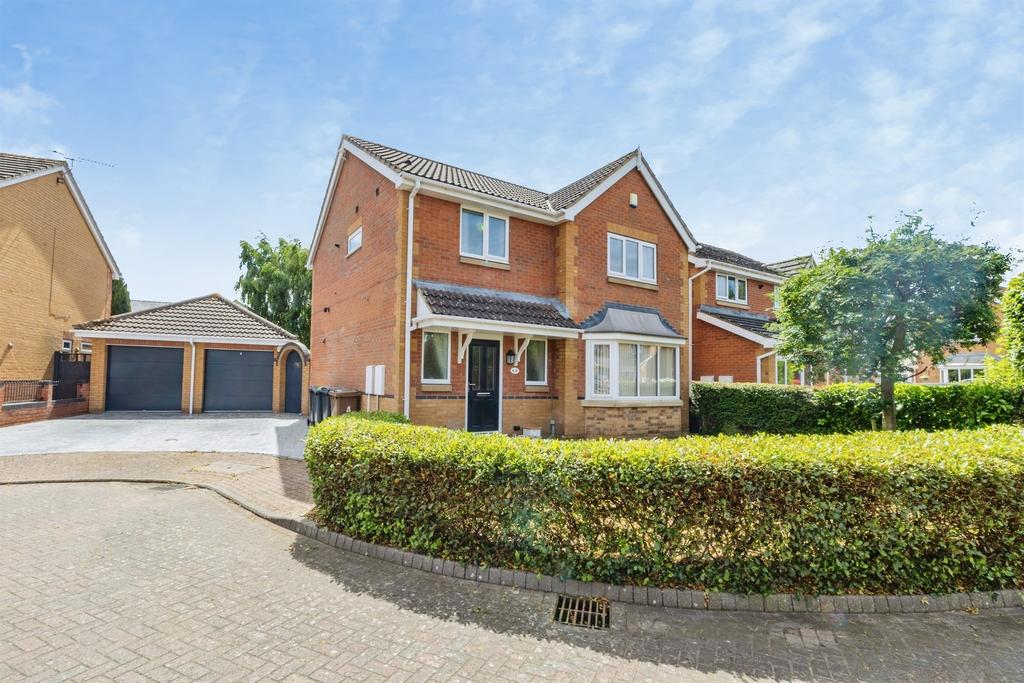 3 bedroom detached house for sale