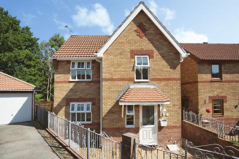 3 bedroom detached house for sale, Elm Wood Drive, Tonyrefail, Porth