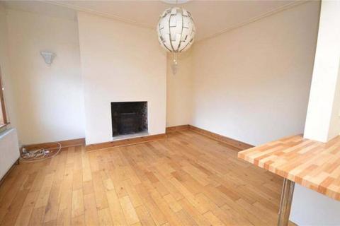2 bedroom house to rent, Firth Mount, Leeds, LS11