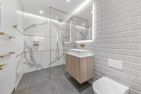 2 bedroom apartment for sale, Triptych Place, London, SE1