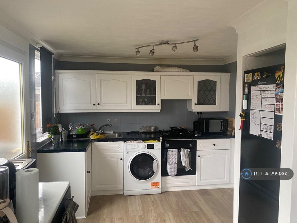 Redhall Chase, Leeds, LS14 - View 5