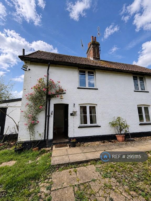 2 bedroom semi-detached house to rent