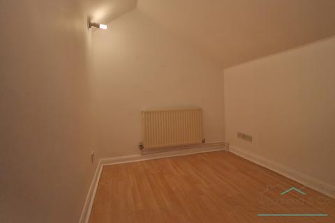 2 bedroom apartment to rent, High Street, Rushden, NN10 0PQ
