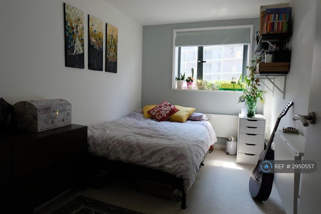 Apartment in Leeds, West Yorkshire - View 5