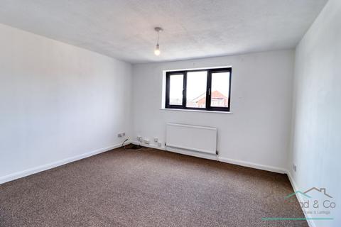 2 bedroom flat to rent, Flat 42, Kensington House, Rectory Road, Rushden, Northamptonshire